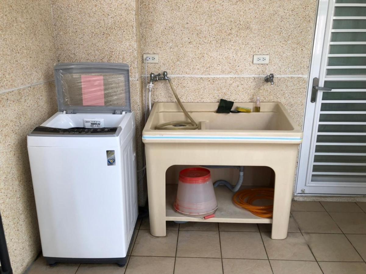 Sevilla Hostel Taitung Екстериор снимка